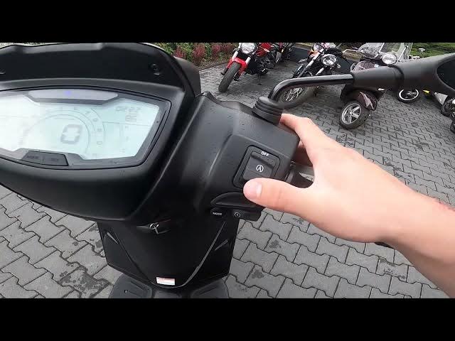 'Video thumbnail for How to Turn Engine On or Off in Piaggio Medley S ( 2017 - now ) - Use Start Stop Function'