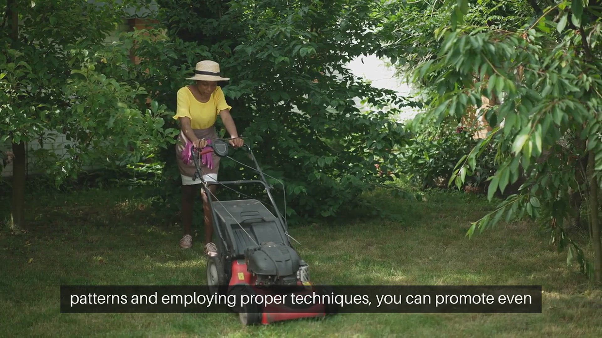 'Video thumbnail for Lawn Mowing Patterns and Techniques'