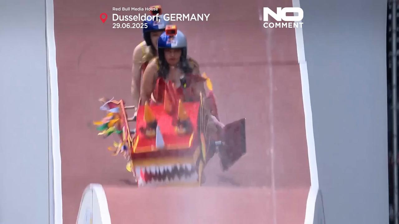 'Video thumbnail for Daring duos and chaotic tandems storm Red Bull Sattelfest in Düsseldorf'