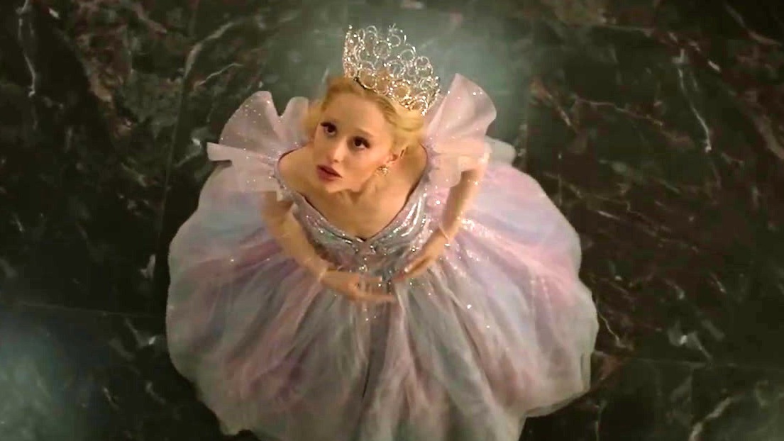 Video thumbnail for Wicked: For Good: The Wicked Wardrobes: Ariana Grande (Featurette)