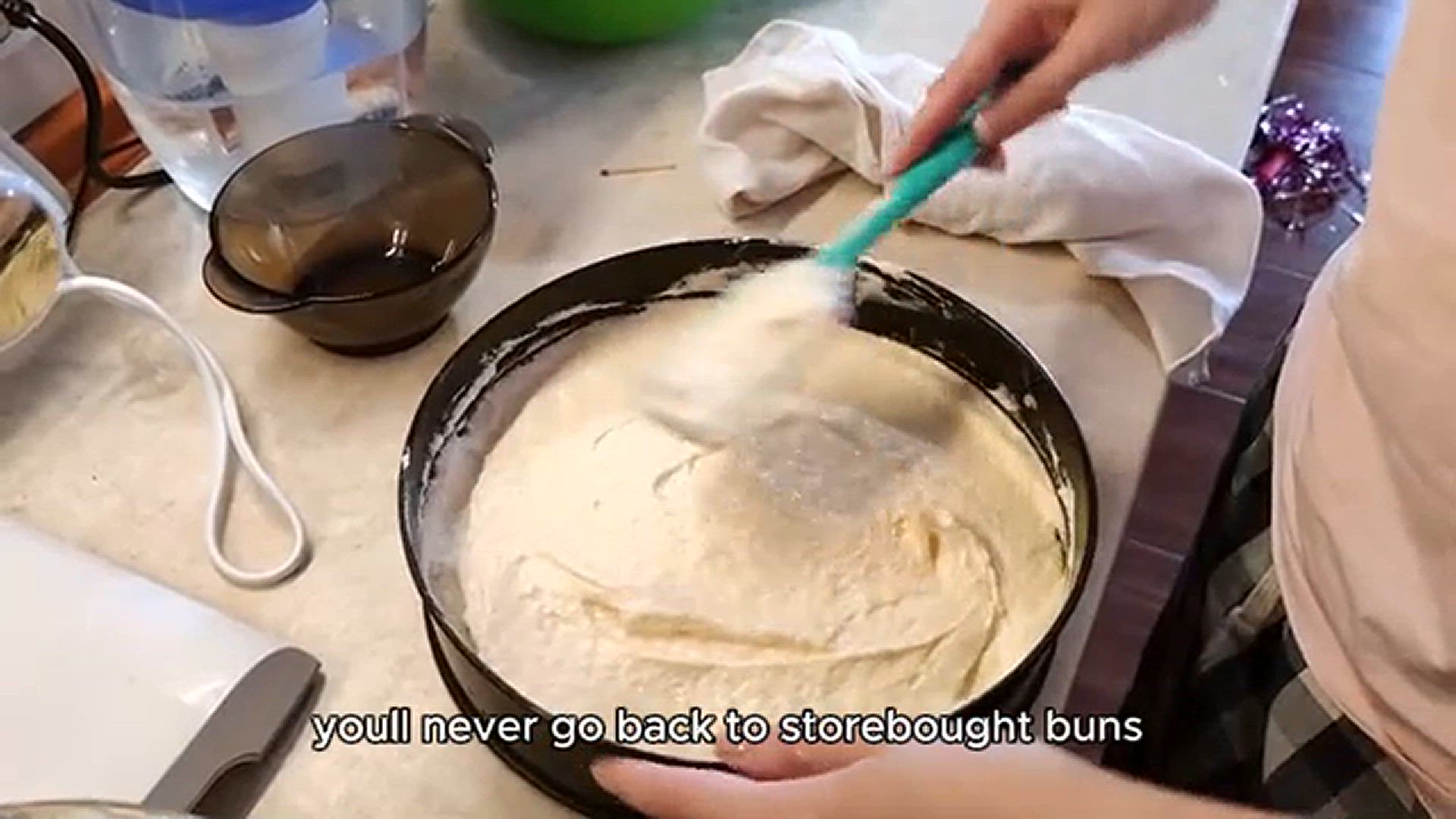 Video thumbnail for Burger bun recipe
