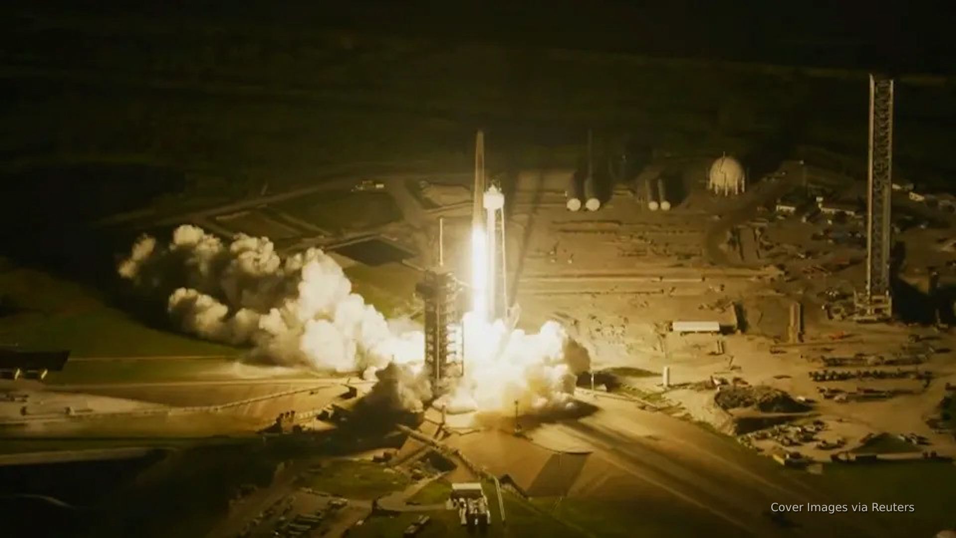 'Video thumbnail for Axiom Space brings first Indian, Polish, Hungarian astronauts to ISS'