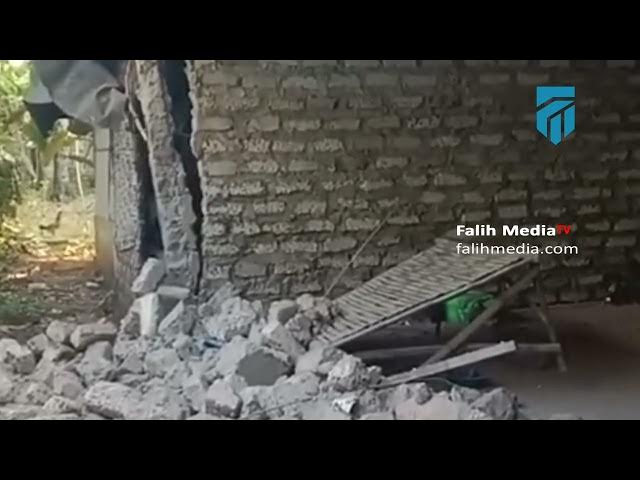 Video thumbnail for Rumah Bantuan BSPS Ambruk di Sumenep | Warga Pertanyakan Kualitas Bangunan Pemerintah