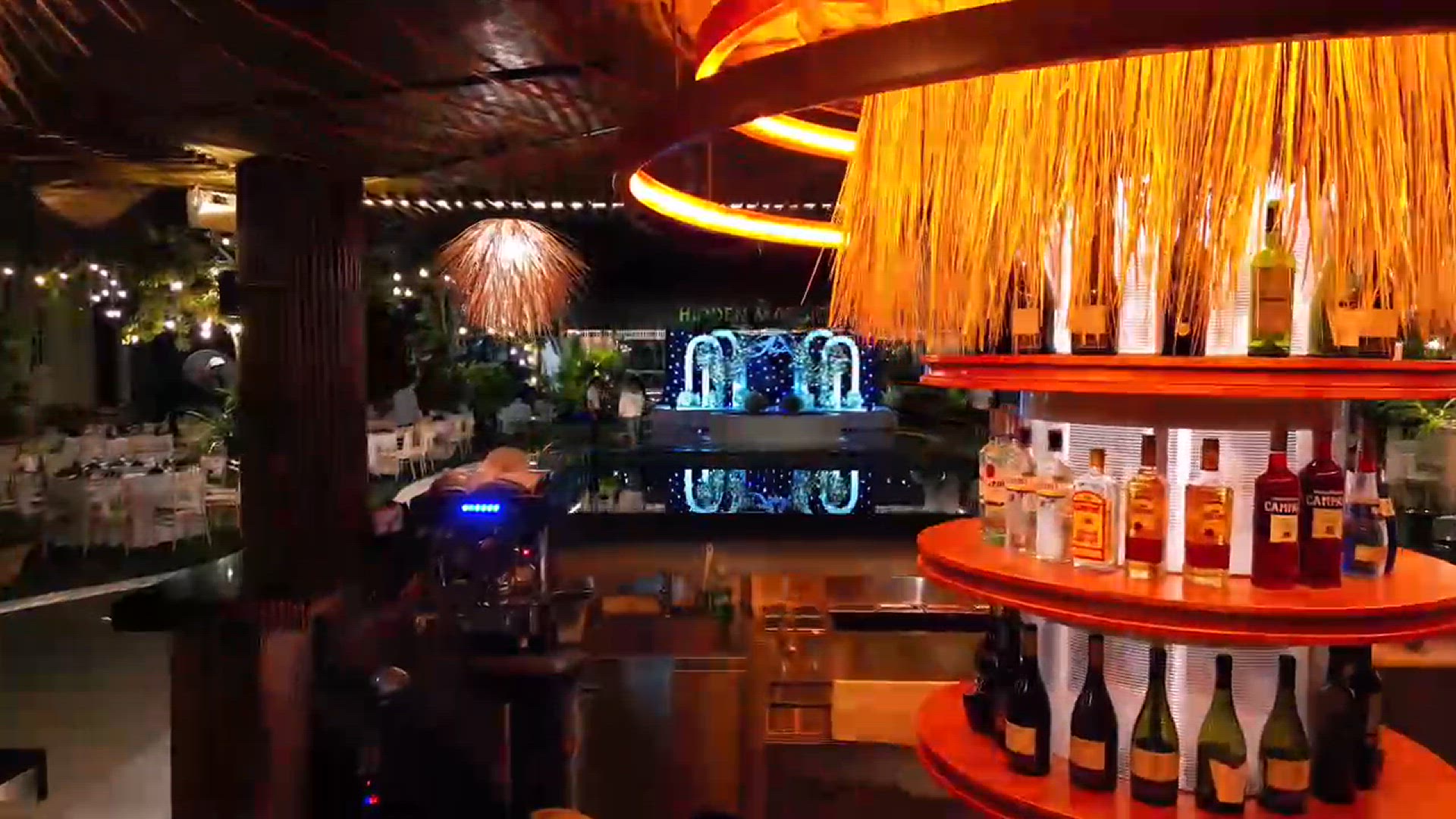 Video thumbnail for 6677041053342832774