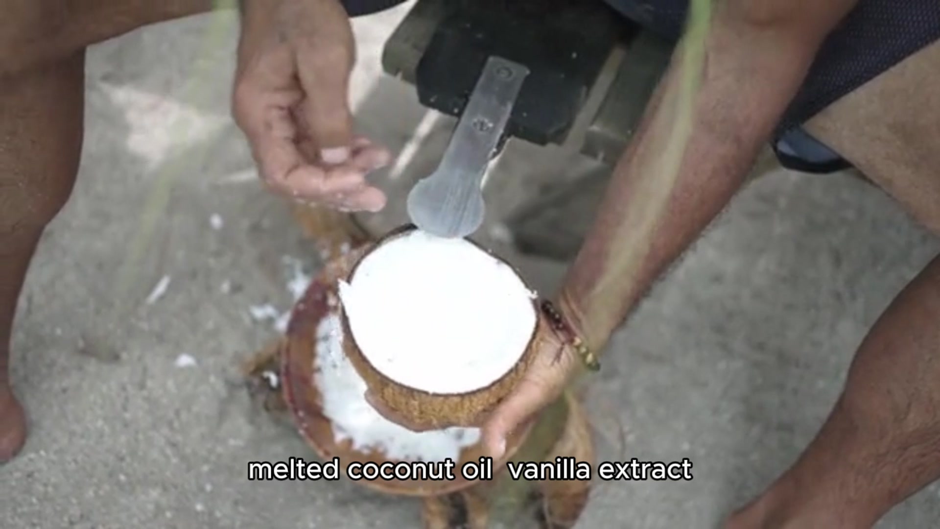 Video thumbnail for sugar scrub recipe