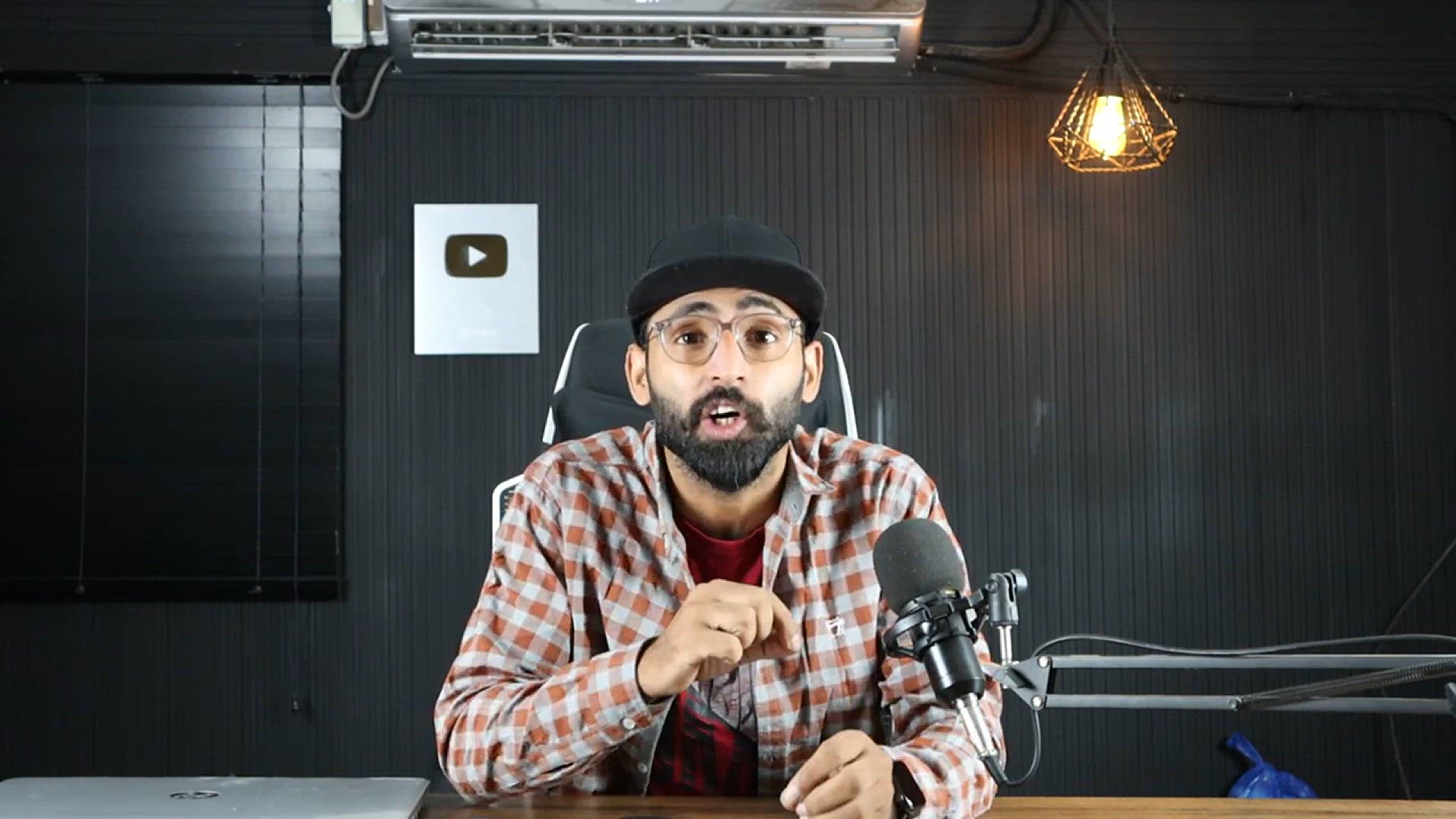 'Video thumbnail for How to Get WEBSITE TRAFFIC Free 100% __ How to Rank on Google First Page'