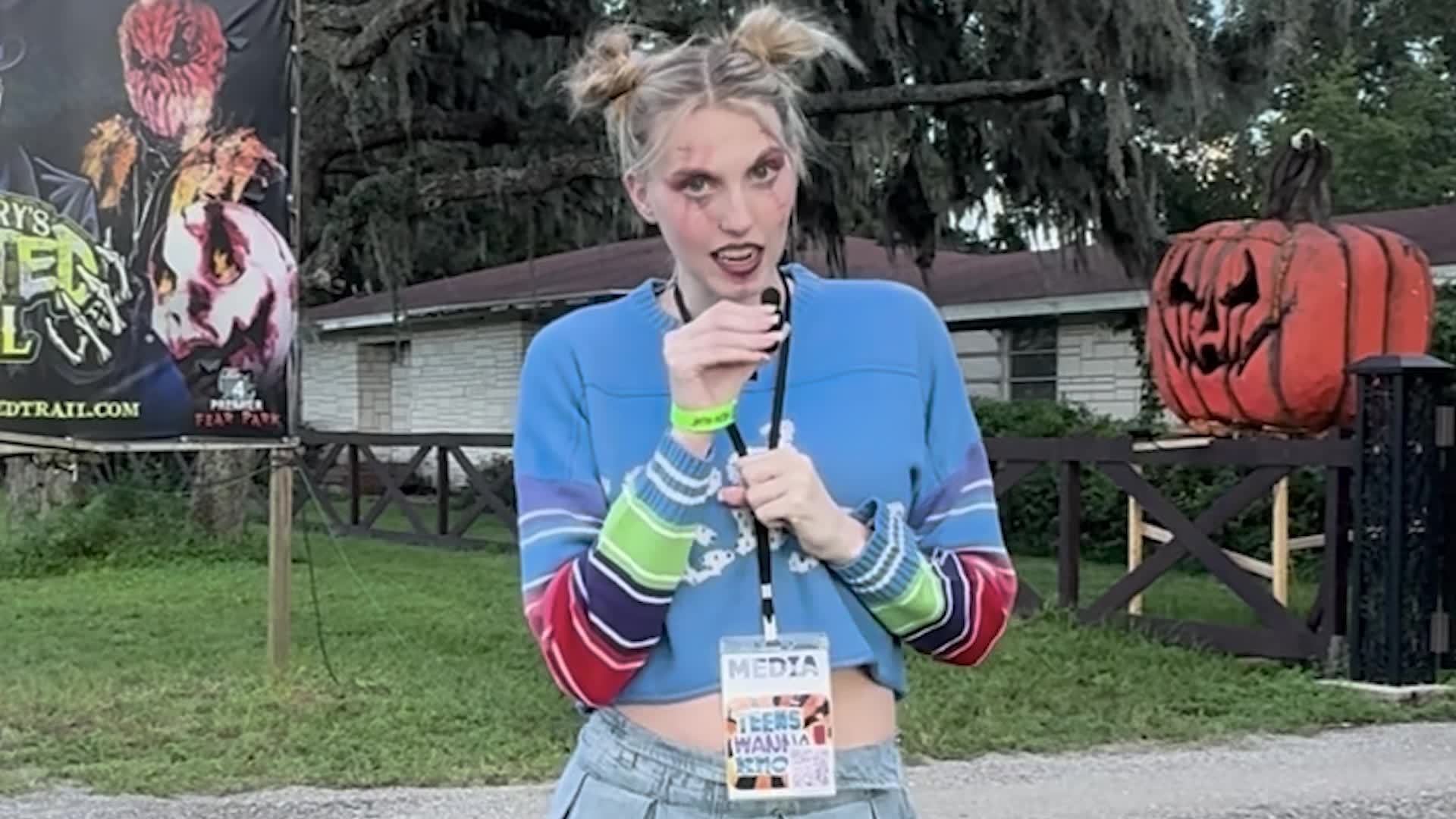 Getting TERRIFIED at Sir Henry's Haunted Trail! | Media Preview First Look & Scares