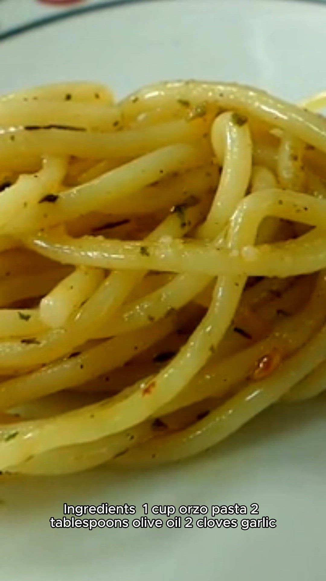 Video thumbnail for Lemon garlic orzo recipe