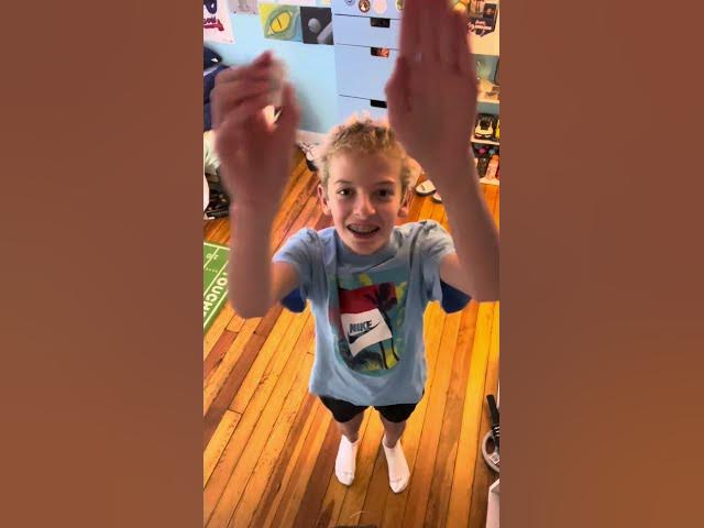 Video thumbnail for Skrizi adds be like