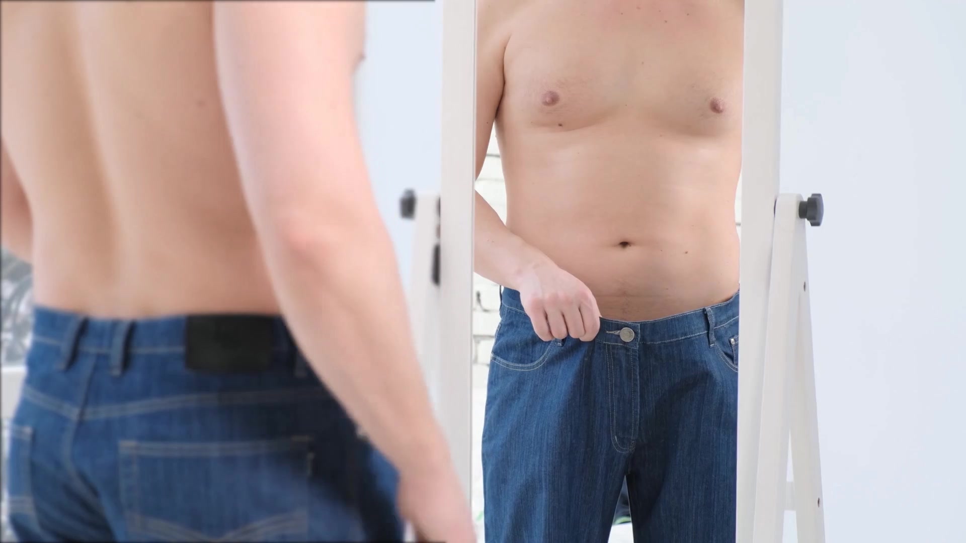 Video thumbnail for 12 Tips For Permanent Weight Loss Results