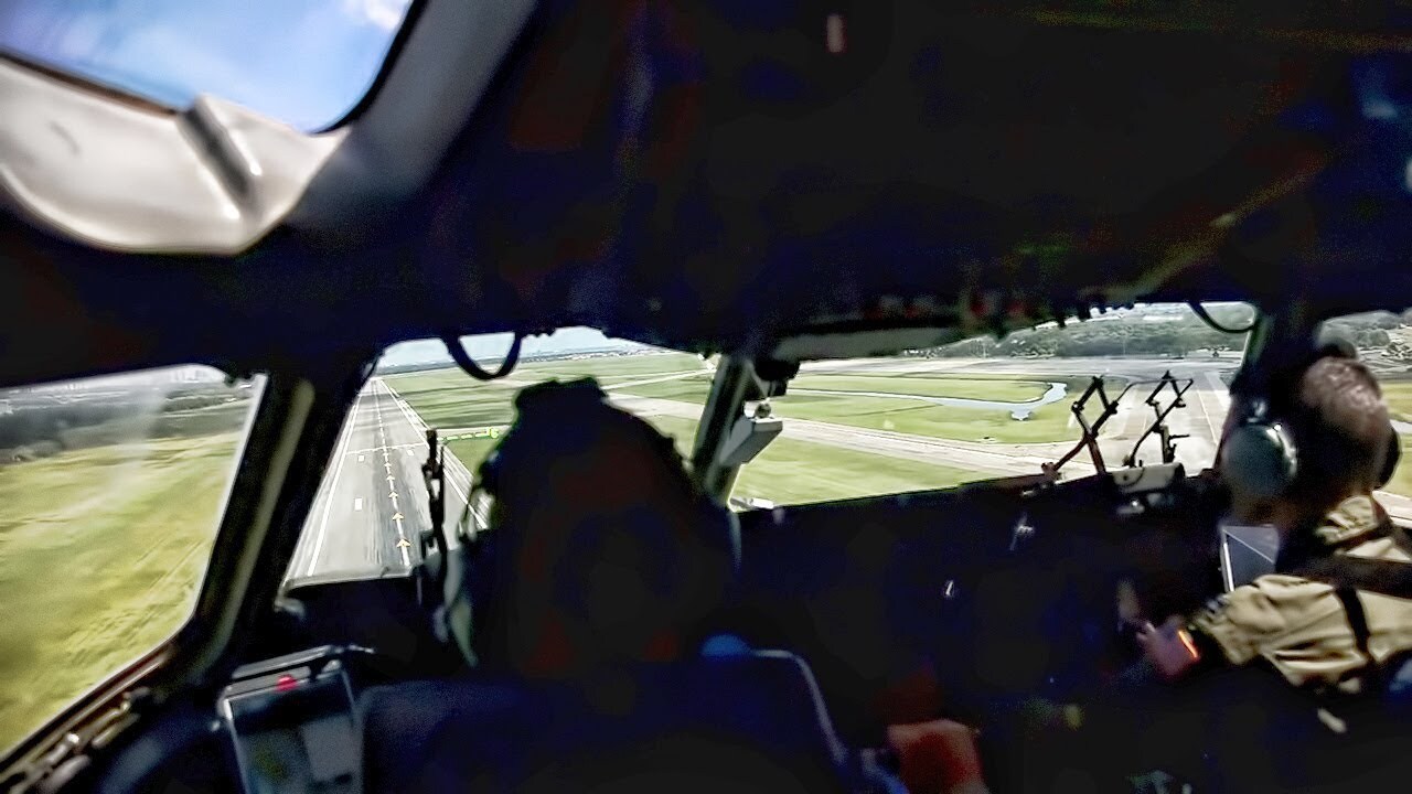 Video thumbnail for C-17 Takeoff and Landing • Cockpit View