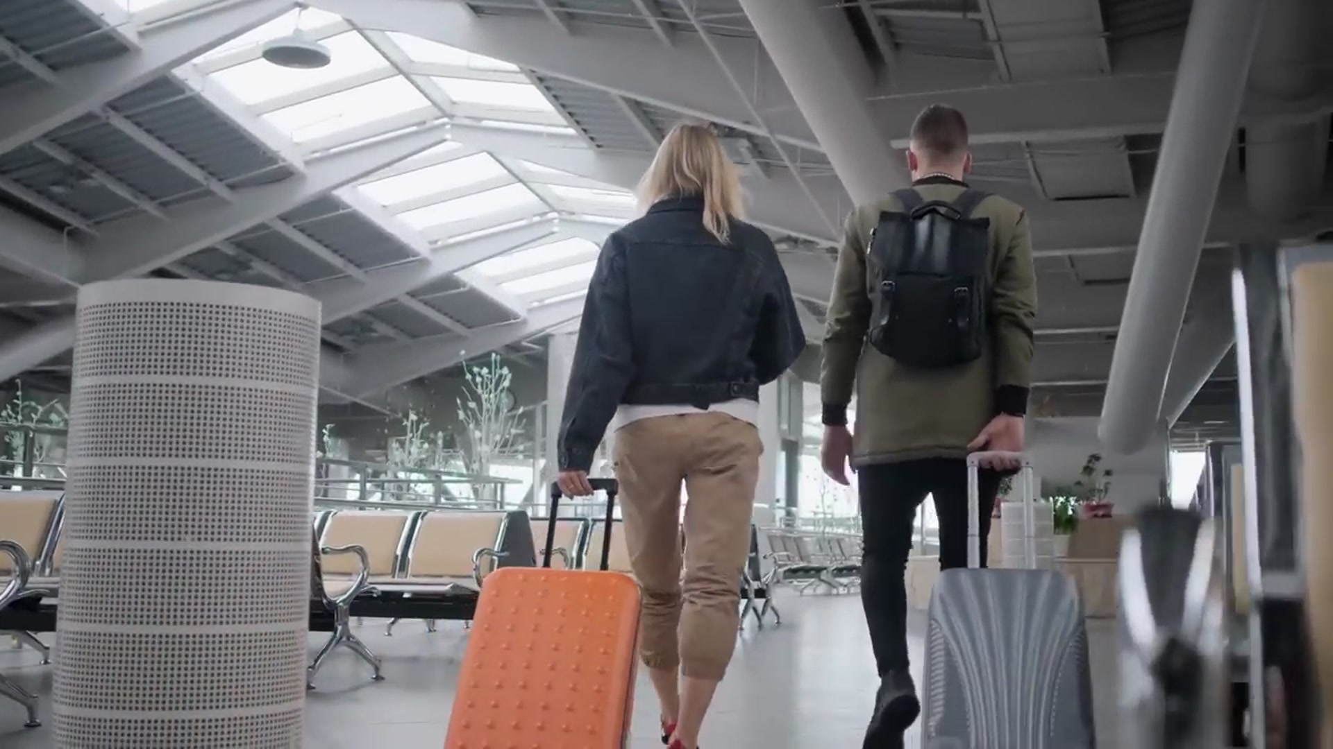 Video thumbnail for 8 Hacks to NEVER pay for Luggage _ NO OVERWEIGHT fees   extra FREE carry-on(720P_HD)