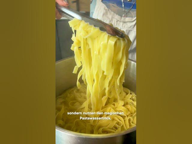 'Video thumbnail for Wenn das Leben dir Zitronen gibt, mach Pasta al Limone! 🍋 #shorts'