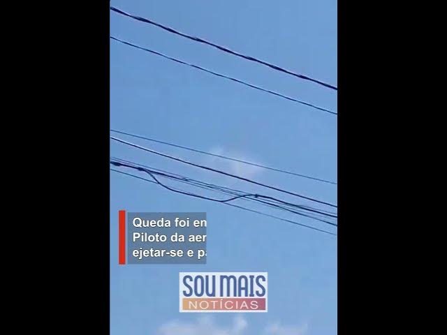 'Video thumbnail for Avião de caça da FAB cai durante voo treinamento no RN'