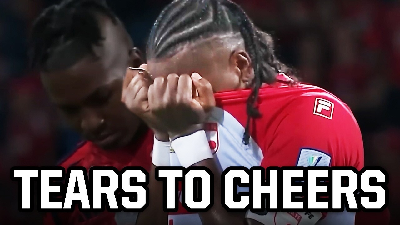 Video thumbnail for Emotional soccer legend scores a game-winning goal while injured | Things You Missed