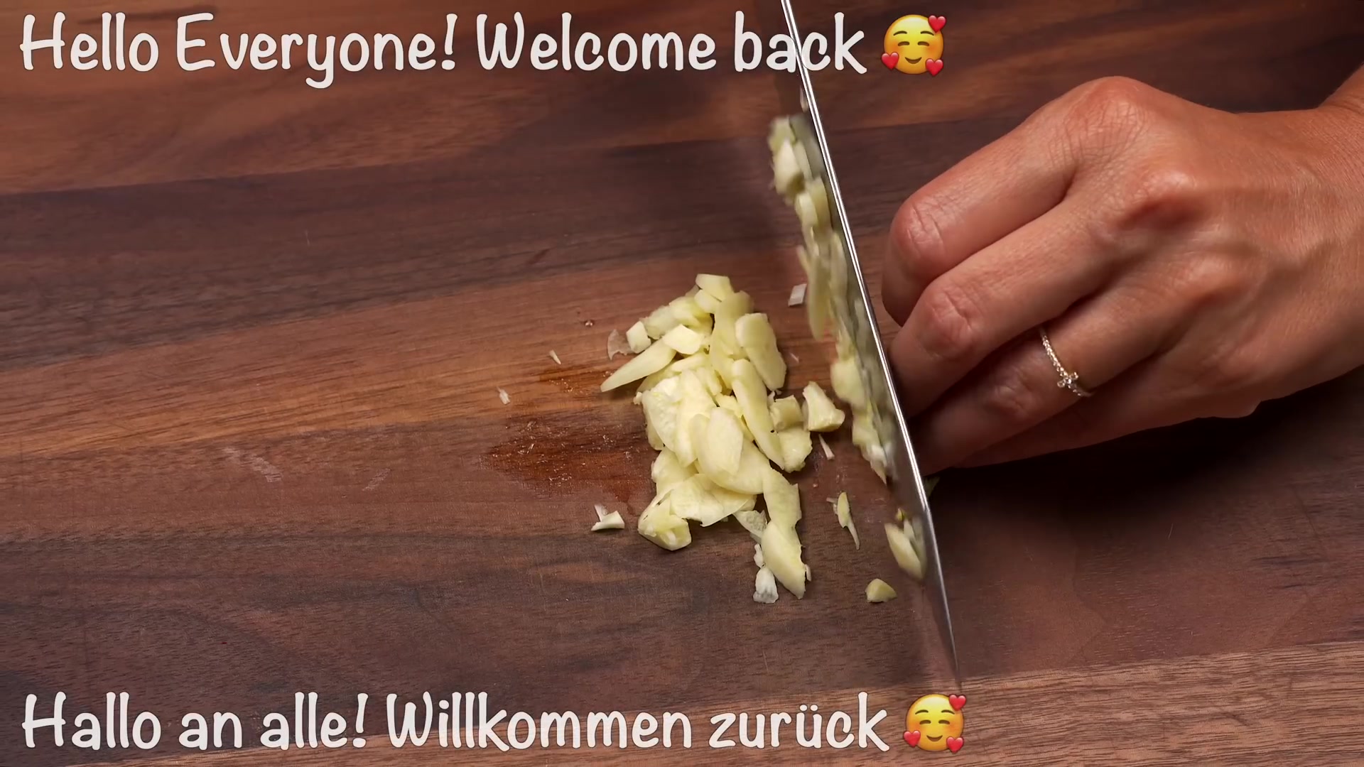 Video thumbnail for Late night ramen recipe! Easy, quick and very delicious! (1080p 30fps)