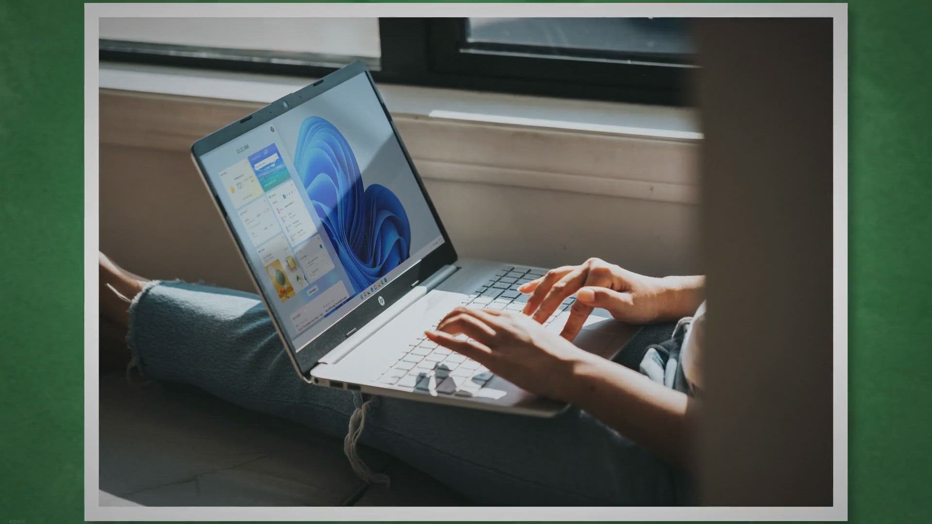 'Video thumbnail for How to Hide Files or Folders on Windows 11?'