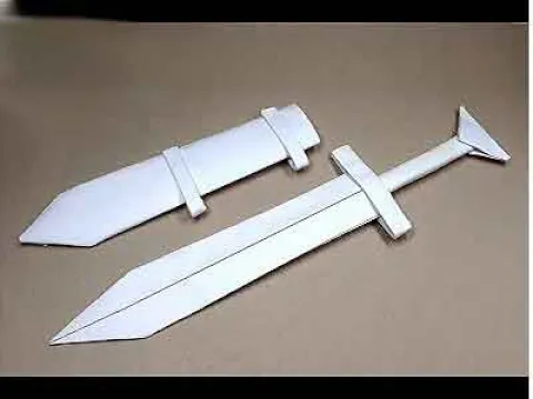 'Video thumbnail for Espada Curta de Origami.'