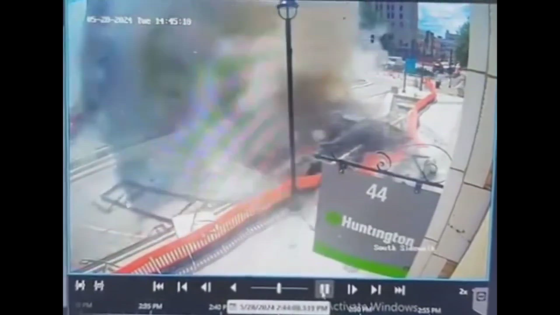 Video thumbnail for Chase Bank building explodes in downtown Youngstown, Ohio