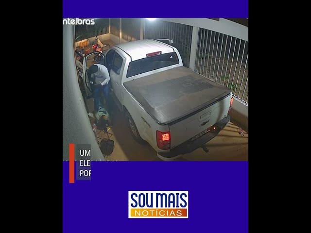 'Video thumbnail for Empresário tem casa invadida por criminosos em Araguaína (TO)'