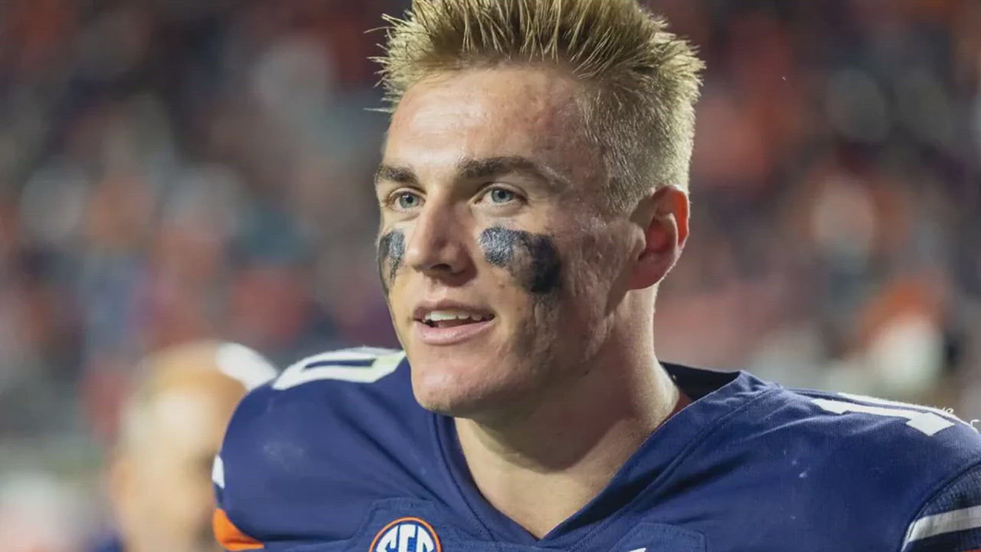 'Video thumbnail for Bo Nix net worth, age, height, bio, birthday, wiki, and salary!'