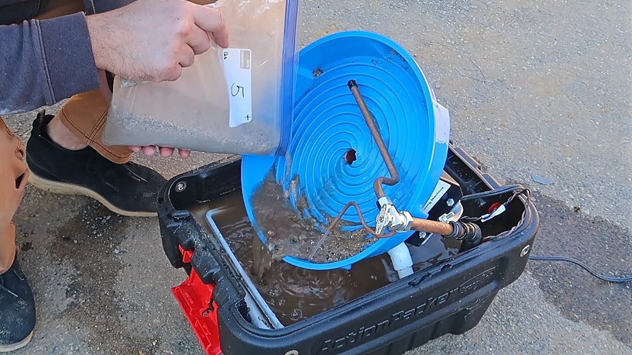 Video thumbnail for I Bought 50 Lb Unsearched Paydirt from eBay