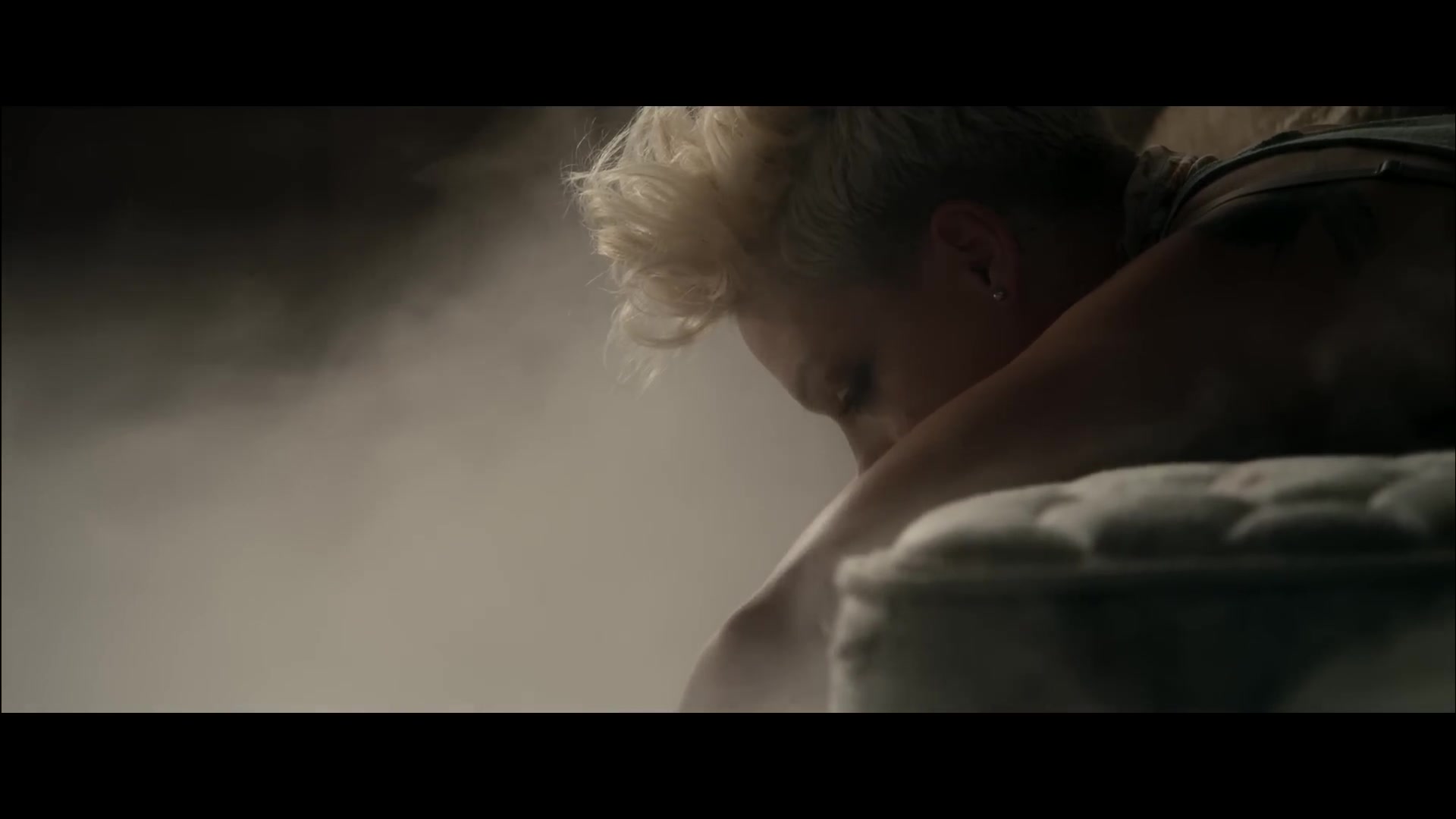 Video thumbnail for P!nk   Just Give Me A Reason ft. Nate Ruess Full HD