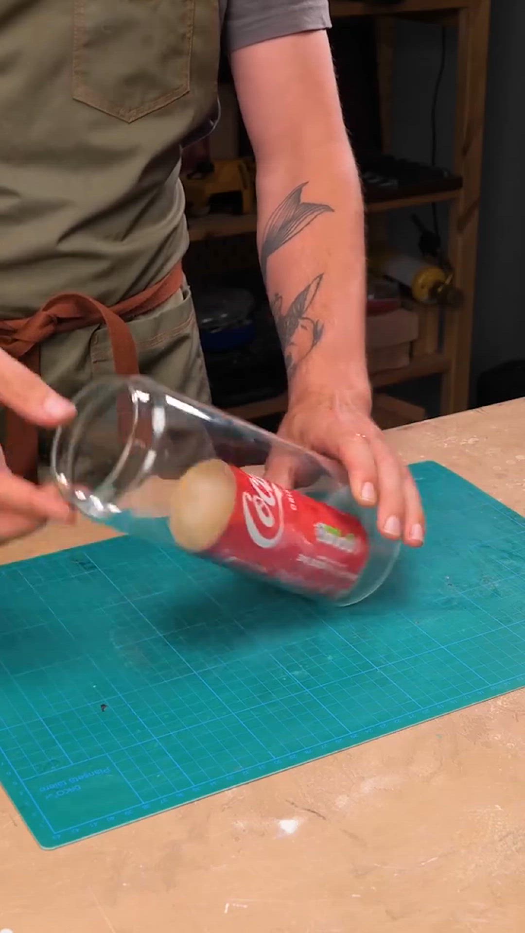 'Video thumbnail for O que fazer com Coca-Cola '