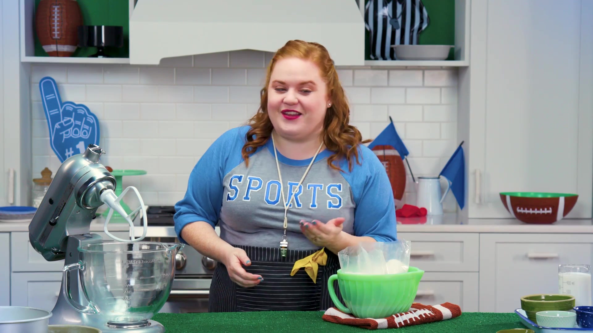 Video thumbnail for 1.How to Make a Football Cake ¦ Smart Cookie ¦ Allrecipes.com (1080p 30fps)