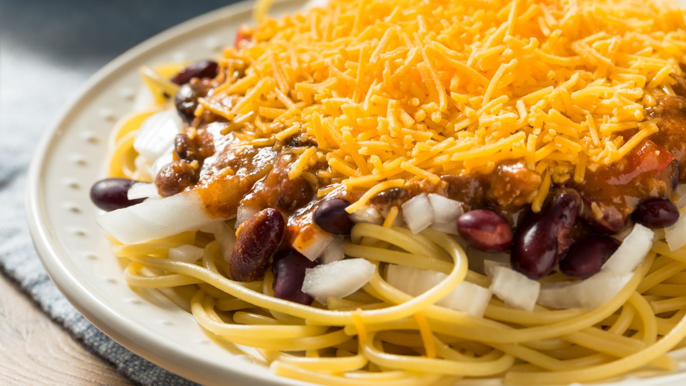 'Video thumbnail for Easy Recipe for Cincinnati Chili'
