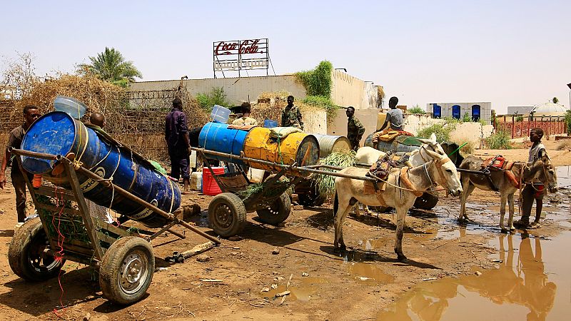 'Video thumbnail for Sudan faces rapidly-spreading cholera outbreak, 1000 daily cases in capital'