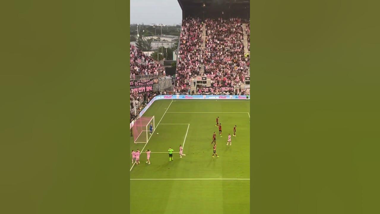 Video thumbnail for Fiesta en Miami. 2do gol de Lionel Messi en el partido.