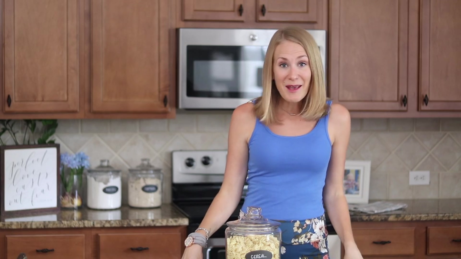 Video thumbnail for ORGANIZED MORNING π Bulk Meal Breakfast Pancakes_ Oatmeal _ Storage(720P_HD)