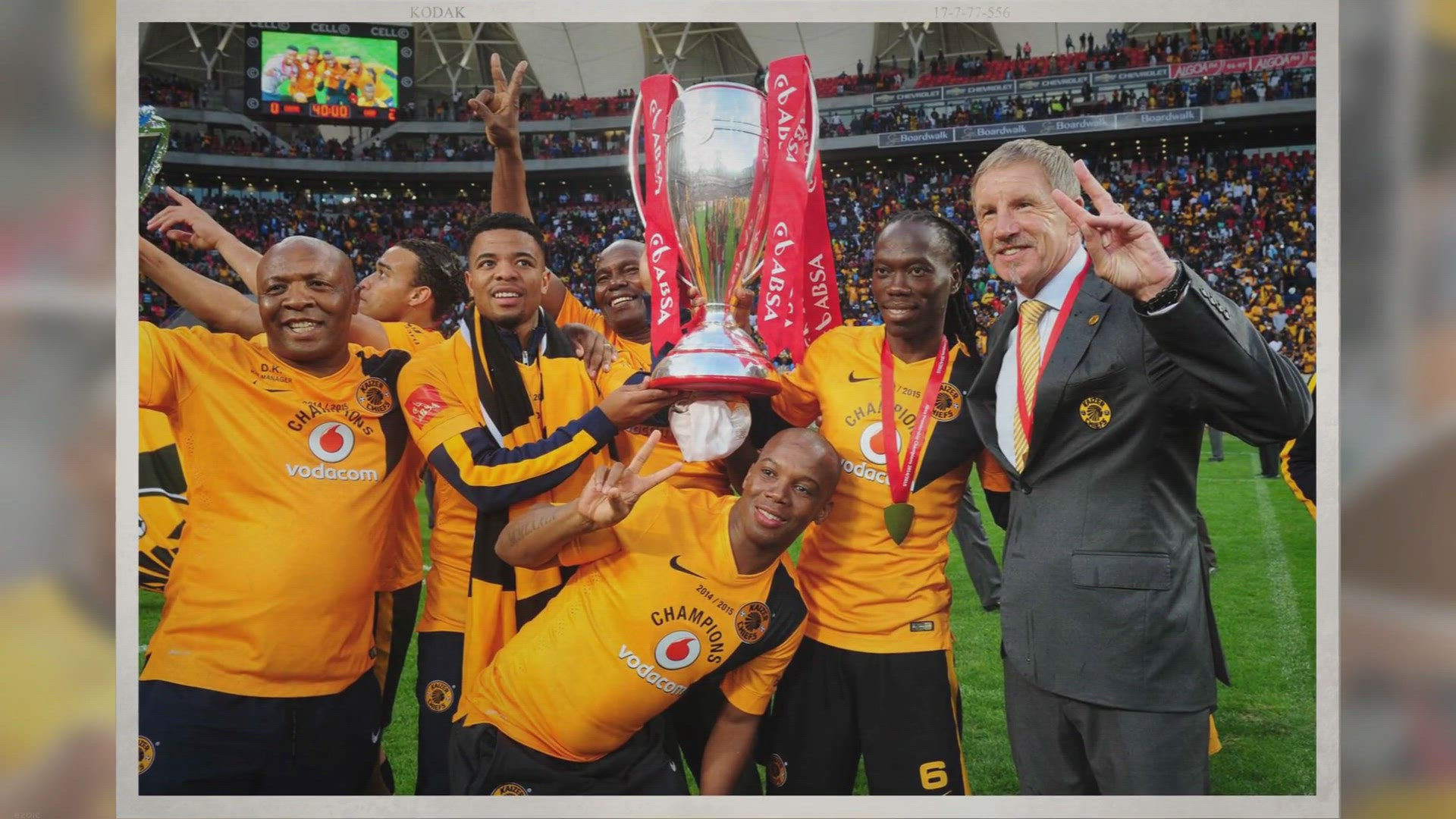 Kaizer Chiefs Academy Gold Jacket 2022/23, DJ8567-705