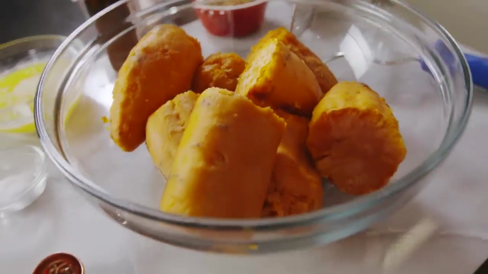 Video thumbnail for How To Make Sweet Potato Casserole With Marshmallows And Pecans _ Delish(720P_HD)