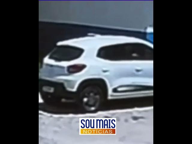 'Video thumbnail for Jovem é sequestrada na saída de igreja, feita refém no próprio carro e encontrada morta no Ceará'