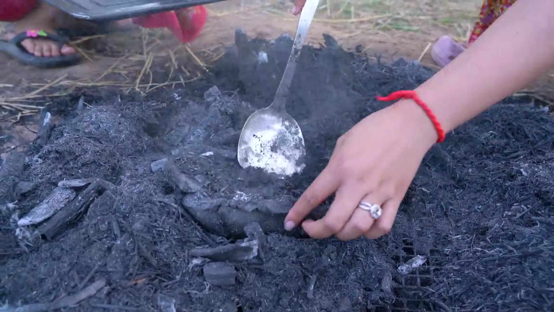 Video thumbnail for Pork liver roasted with chili sauce cook recipe - Amazing video (720p 25fps)