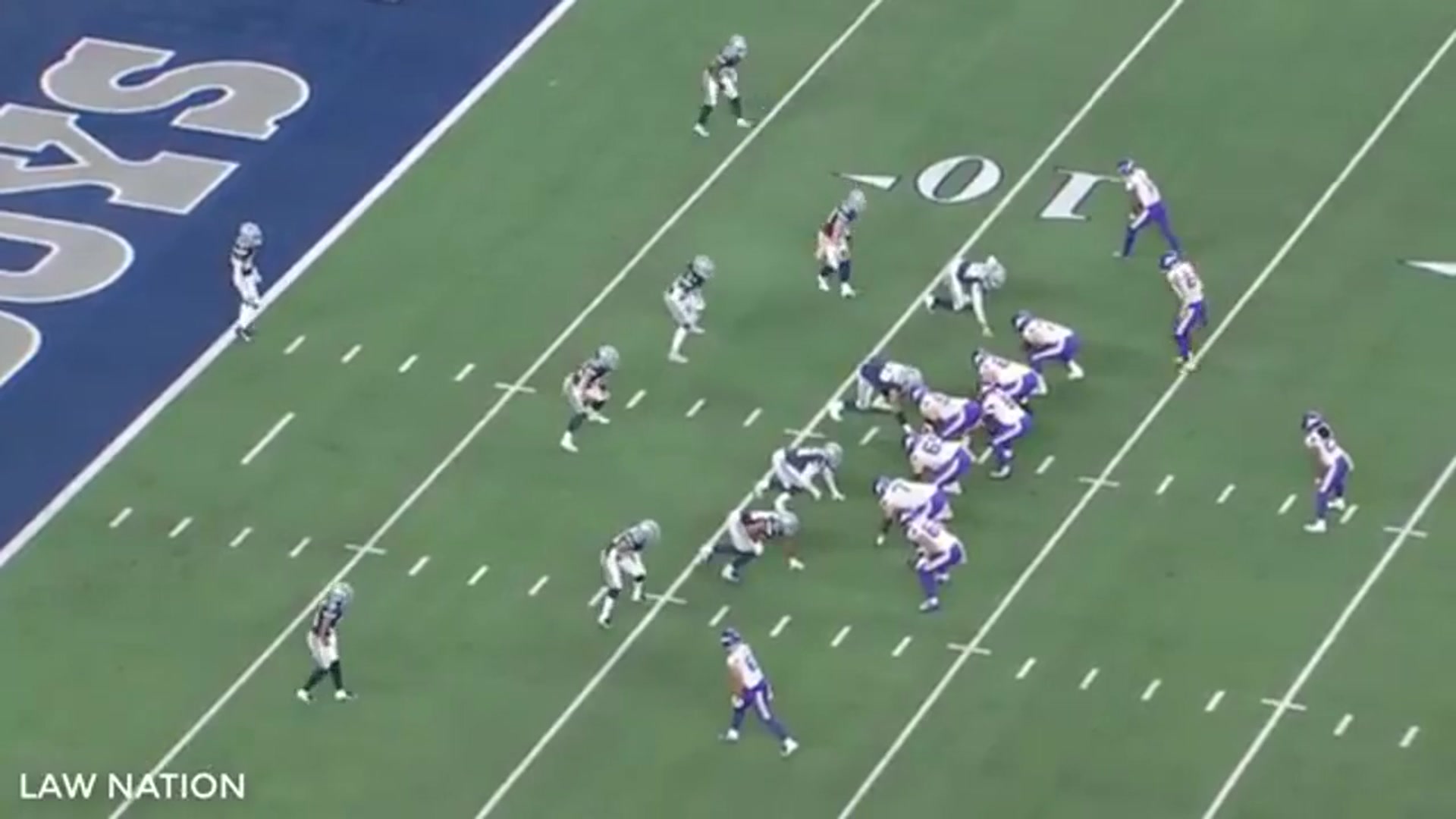 'Video thumbnail for law nation sports: darian thompson & cowboys linebackers play breakdown: run support & aggressiveness'