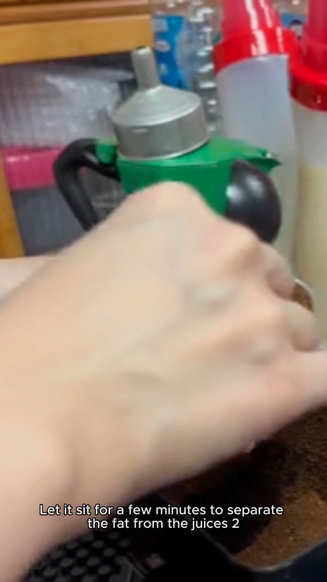 Video thumbnail for turkey gravy recipe