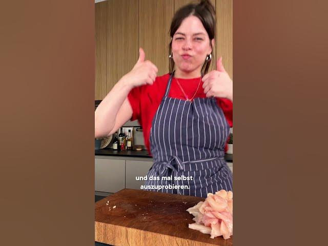 'Video thumbnail for So zauberst du ein klassisches Pad Thai ganz einfach selbst #shorts'