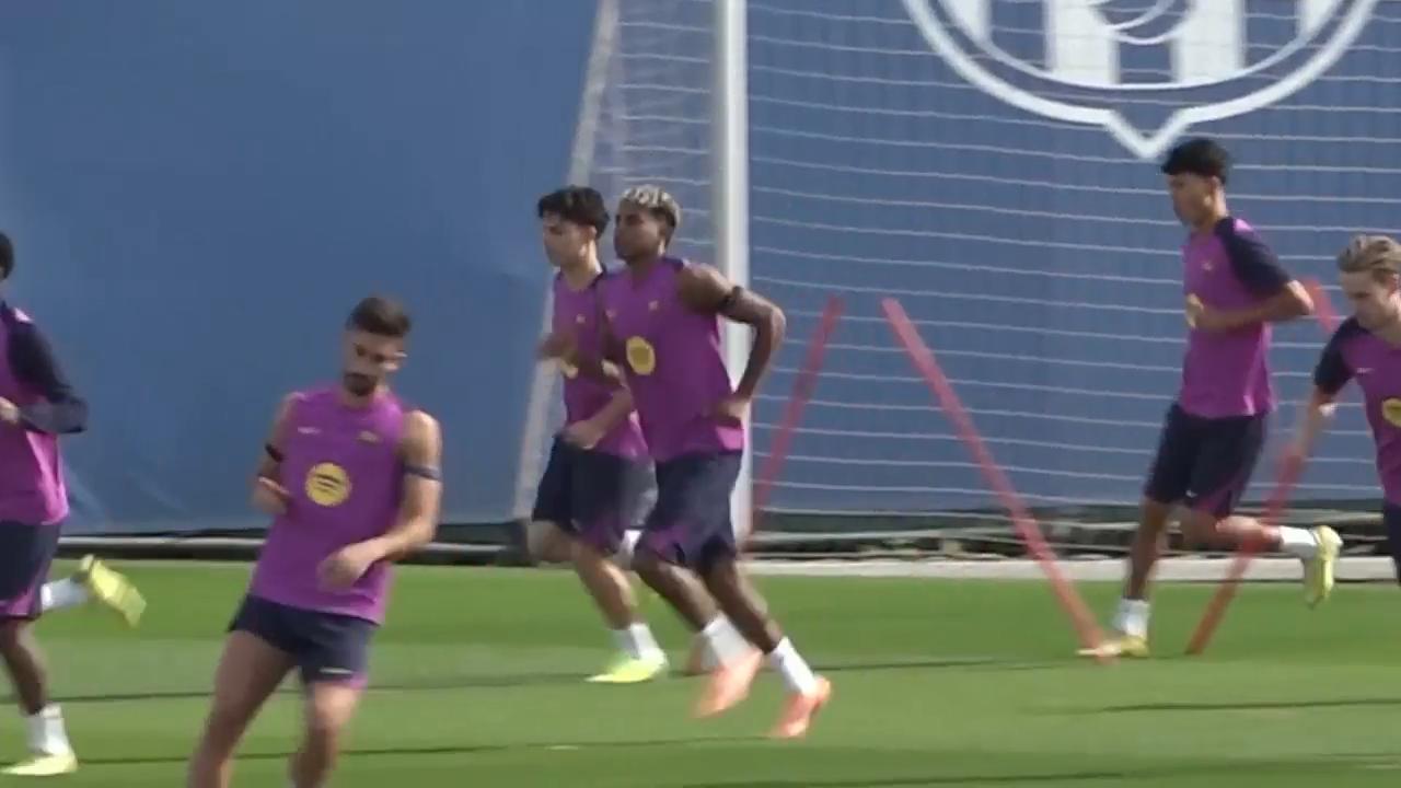 Video thumbnail for Barcelona prepare to face Elche in La Liga