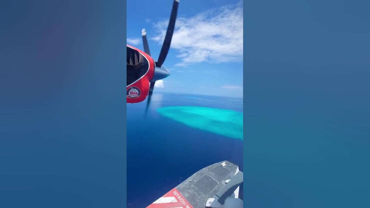 Video thumbnail for Maldives Seaplane Flight Over Blue Waters, Lagoons, Islands...So Pretty ❤️
