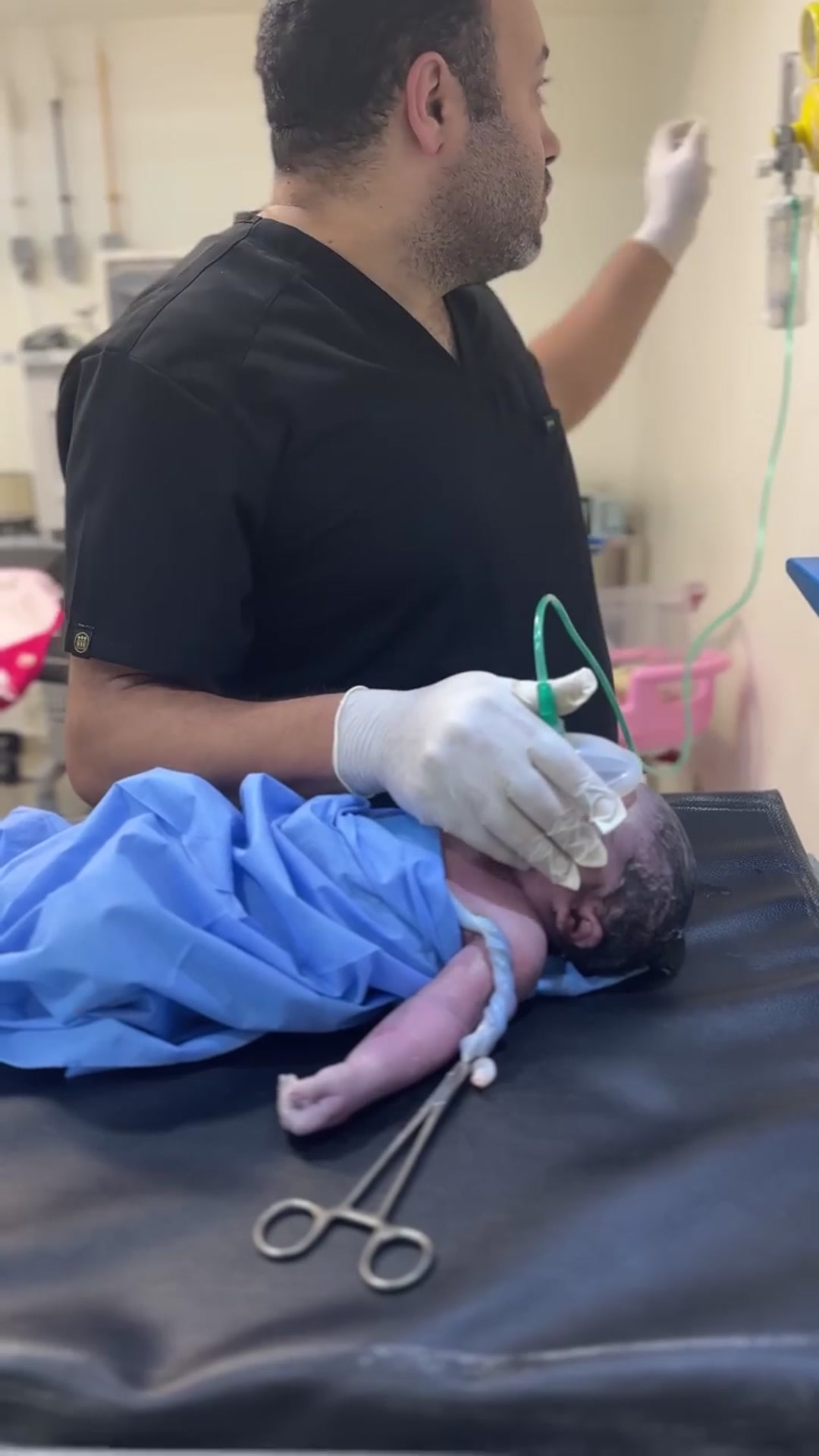 Video thumbnail for baby special moments after birth(720P_HD)