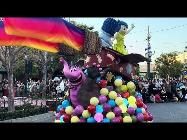 'Video thumbnail for Pixar Fest “Better Together: A Pixar Pals Celebration!” Parade 🎉#disney #disneyland #pixar'