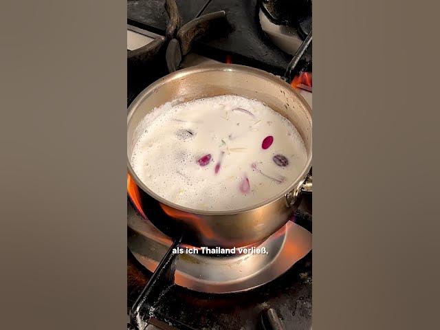 'Video thumbnail for Soulfood aus Thailand: Tom Kha Suppe #shorts'