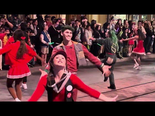 'Video thumbnail for High School Musical & Zombies Pep Rally🏀#disney #disneychannel #disneyland #highschoolmusical'