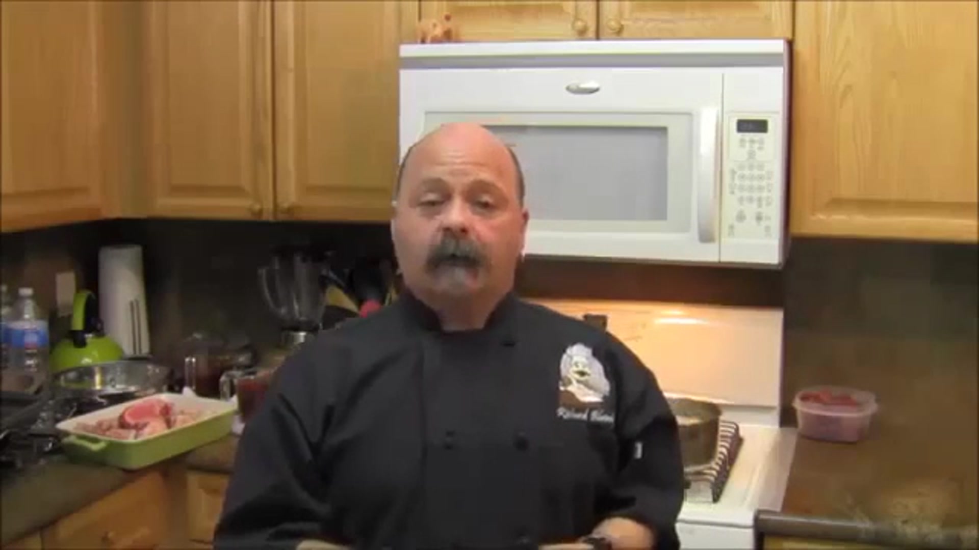 Video thumbnail for Italian Cooking: Italian Food Recipes: Italian Baked Beans: Baked Beans Recipe The Italian Way - Recipes (360p)