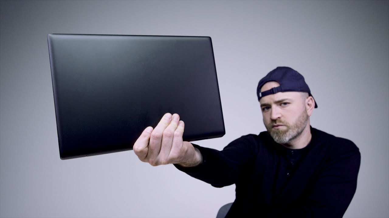 Video thumbnail for Unboxing Edward Snowden's Favorite Laptop