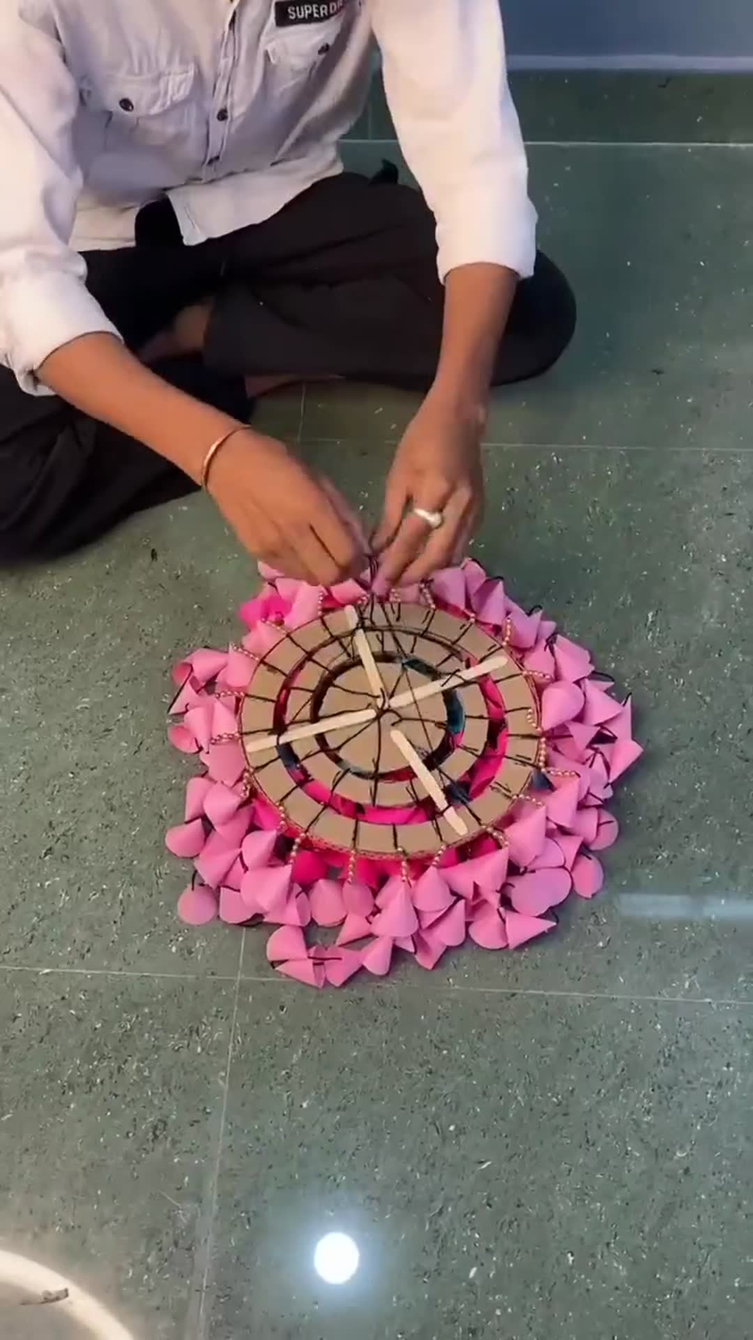 Video thumbnail for Simple way to decorate your home