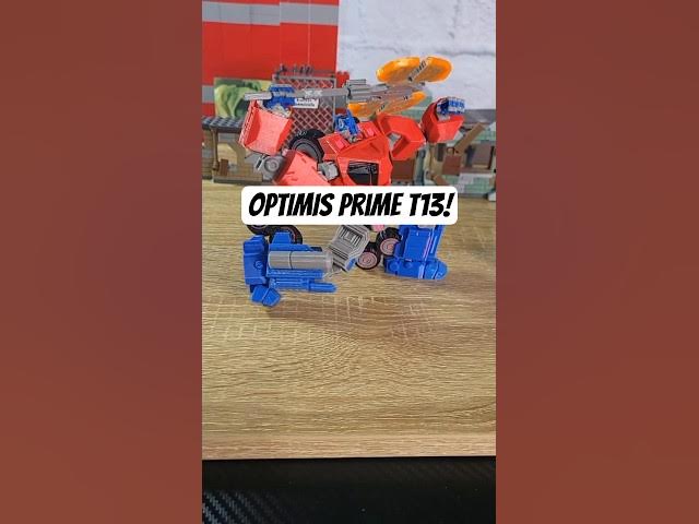 Video thumbnail for Optimus Prime T13 Posing For The Camera! 📸